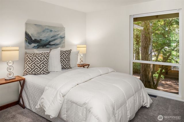 2119 Sahalee Drive W, Sammamish, WA 98074
