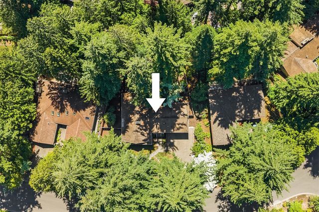 2119 Sahalee Drive W, Sammamish, WA 98074