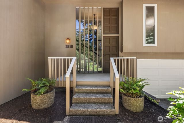 2119 Sahalee Drive W, Sammamish, WA 98074