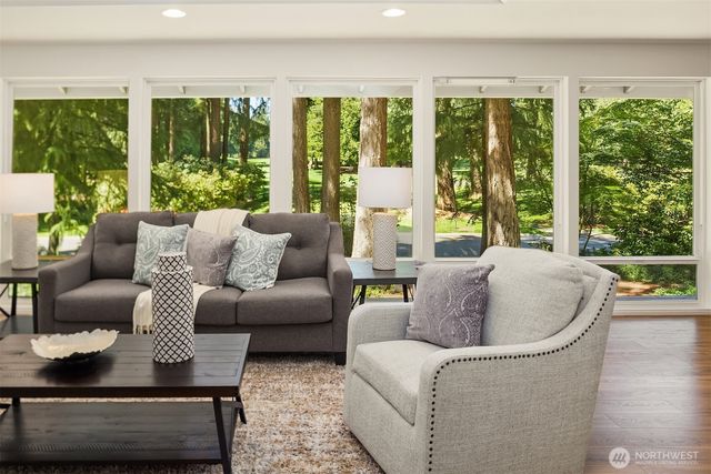 2119 Sahalee Drive W, Sammamish, WA 98074