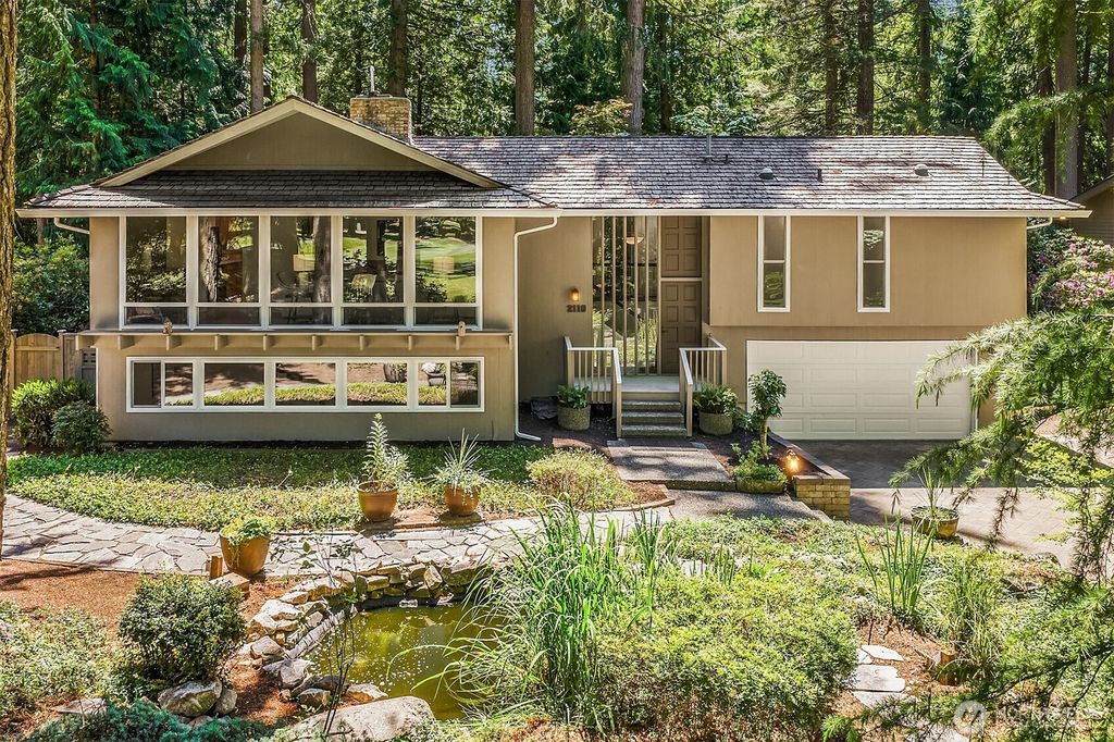 2119 Sahalee Drive W, Sammamish, WA 98074