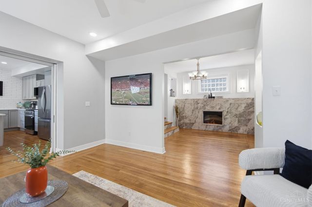 699 N Fred Shuttlesworth Circle, Cincinnati, OH 45229