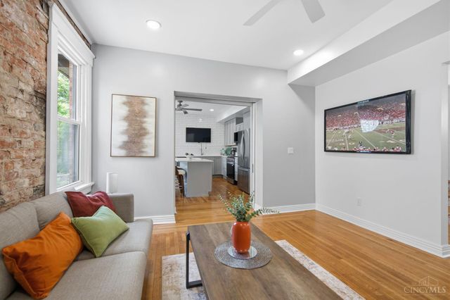 699 N Fred Shuttlesworth Circle, Cincinnati, OH 45229