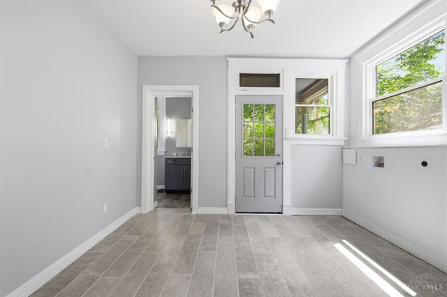 699 N Fred Shuttlesworth Circle, Cincinnati, OH 45229