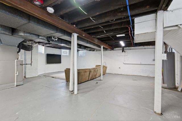 699 N Fred Shuttlesworth Circle, Cincinnati, OH 45229