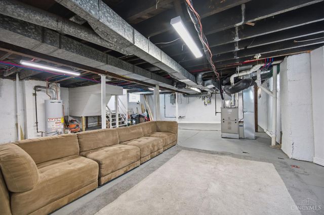 699 N Fred Shuttlesworth Circle, Cincinnati, OH 45229
