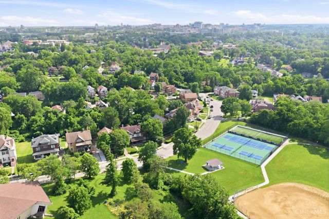 699 N Fred Shuttlesworth Circle, Cincinnati, OH 45229