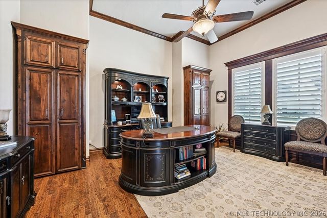 5909 W Twin Oaks Street, Broken Arrow, OK 74011