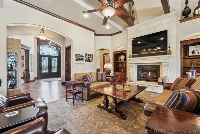 5909 W Twin Oaks Street, Broken Arrow, OK 74011