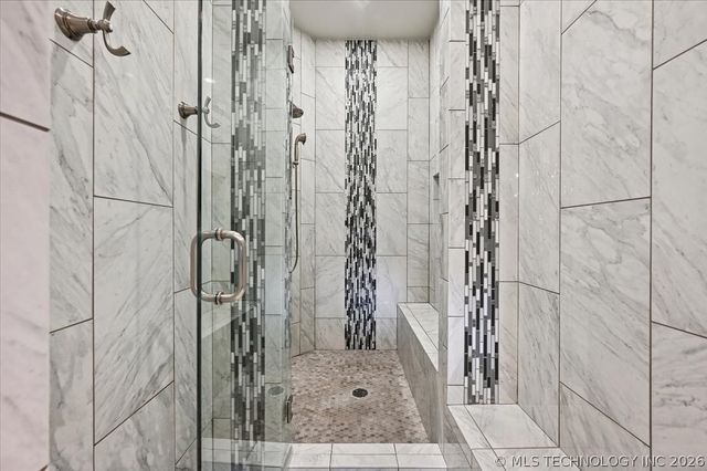 5909 W Twin Oaks Street, Broken Arrow, OK 74011