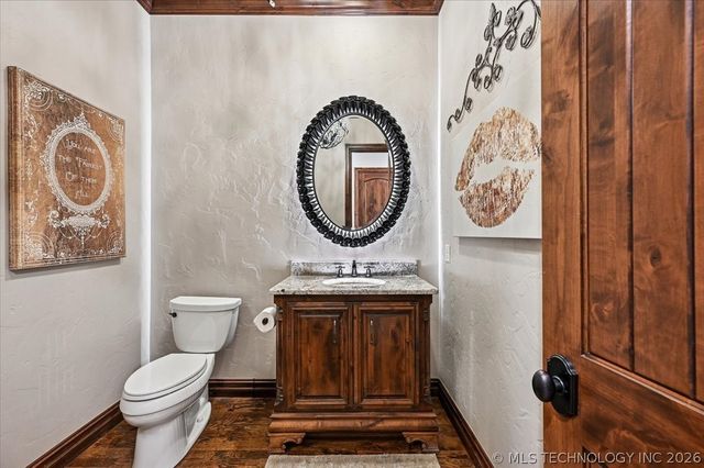 5909 W Twin Oaks Street, Broken Arrow, OK 74011