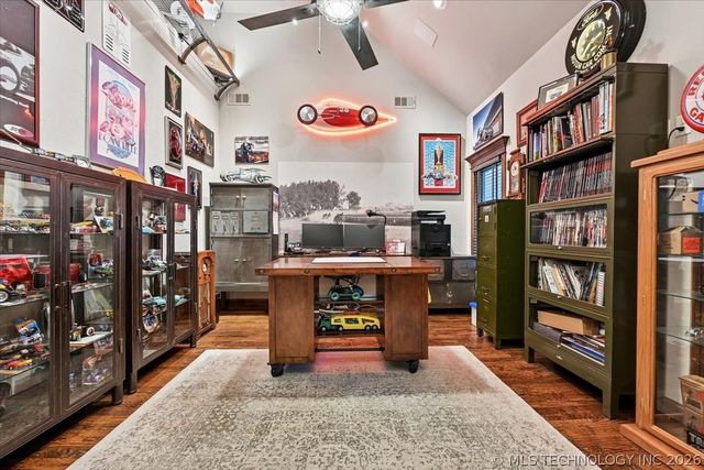 5909 W Twin Oaks Street, Broken Arrow, OK 74011