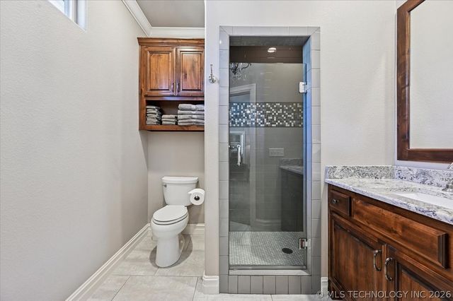 5909 W Twin Oaks Street, Broken Arrow, OK 74011