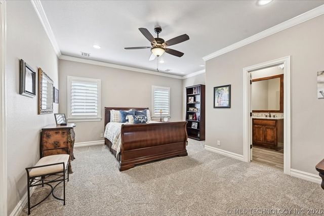 5909 W Twin Oaks Street, Broken Arrow, OK 74011