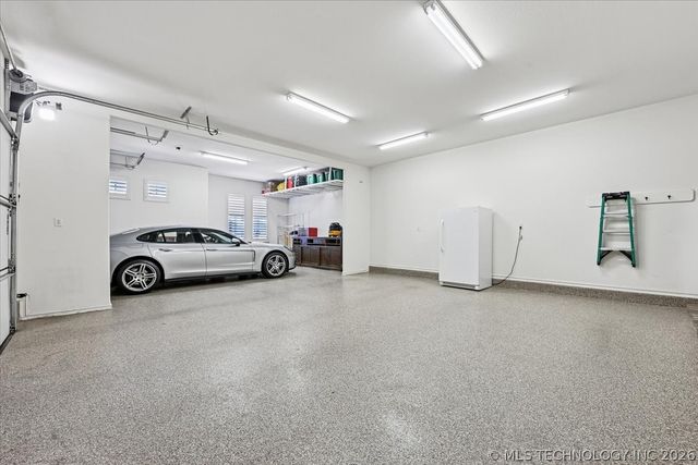 5909 W Twin Oaks Street, Broken Arrow, OK 74011