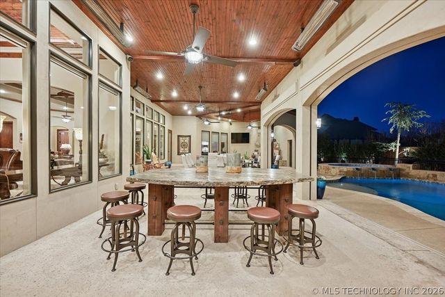 5909 W Twin Oaks Street, Broken Arrow, OK 74011