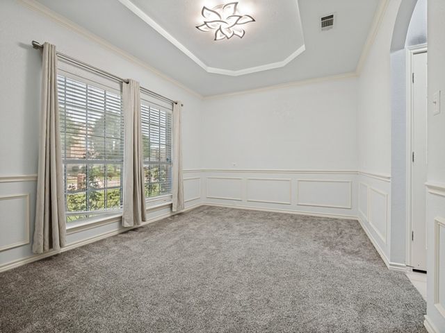 2811 Gillespie Lane, Grand Prairie, TX 75052