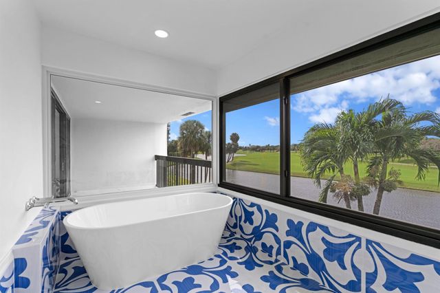 2435 Presidential Way H, West Palm Beach, FL 33401