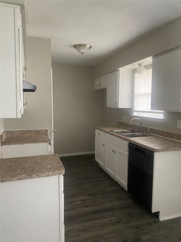 3531 Softcloud Drive, Dallas, TX 75241