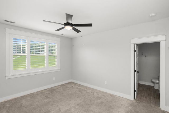 114 Awesome Ave, Cottontown, TN 37048