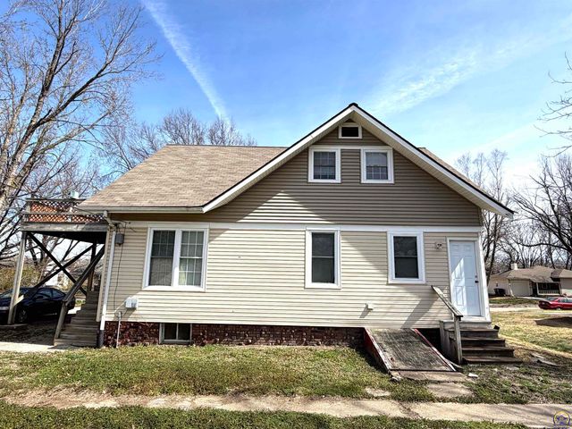 615 SW High AVE, Topeka, KS 66606