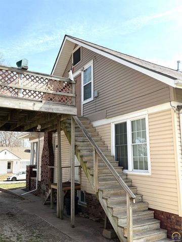 615 SW High AVE, Topeka, KS 66606