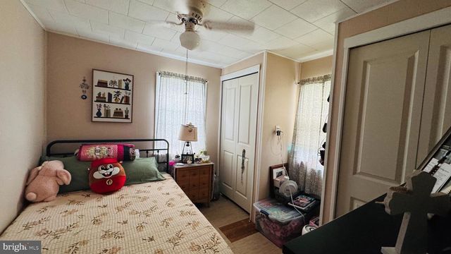 264 MARKET ST, Carneys Point, NJ 08069