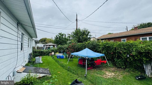 264 MARKET ST, Carneys Point, NJ 08069