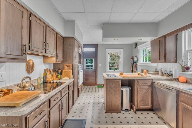 1435 27th Street NW, Canton, OH 44709