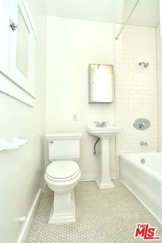 4559 LEXINGTON Avenue, Los Angeles, CA 90029