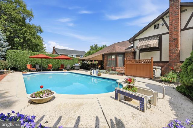 3794 RIDGEVIEW RD, Huntingdon Valley, PA 19006