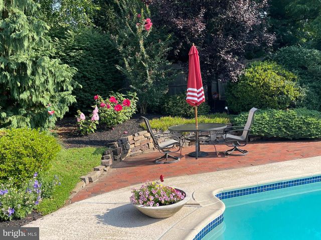 3794 RIDGEVIEW RD, Huntingdon Valley, PA 19006