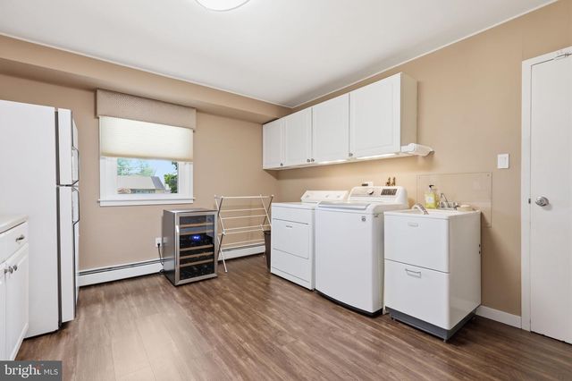 3794 RIDGEVIEW RD, Huntingdon Valley, PA 19006