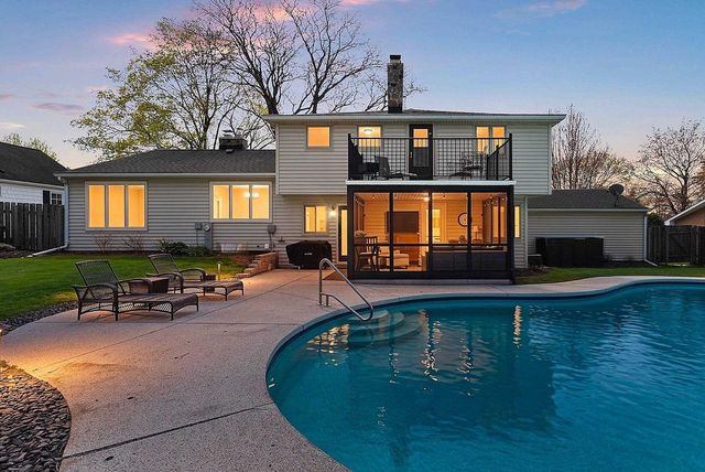 180 ARBOR LANE, Green Bay, WI 54301