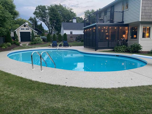 180 ARBOR LANE, Green Bay, WI 54301