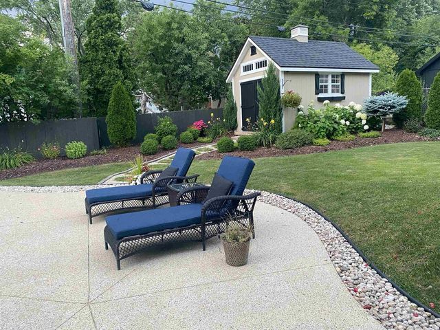 180 ARBOR LANE, Green Bay, WI 54301
