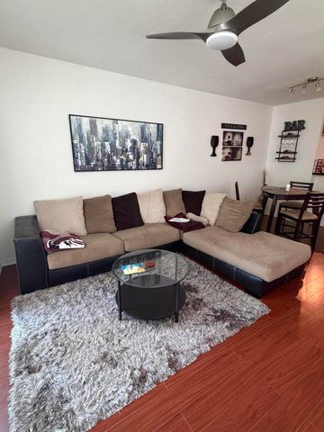 2421 NE 65th Street 317, Fort Lauderdale, FL 33308