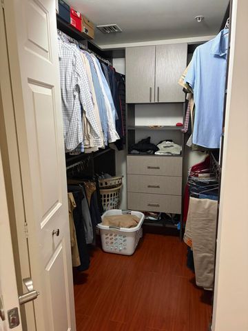 2421 NE 65th Street 317, Fort Lauderdale, FL 33308
