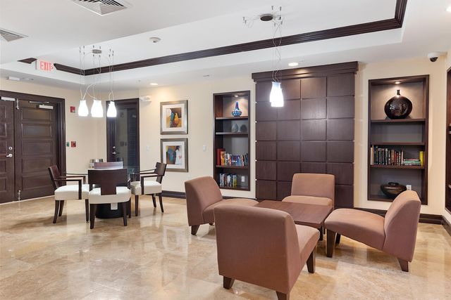 2421 NE 65th Street 317, Fort Lauderdale, FL 33308
