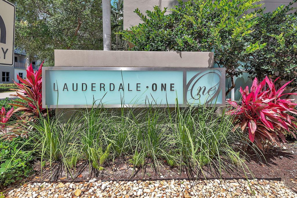 2421 NE 65th Street 317, Fort Lauderdale, FL 33308