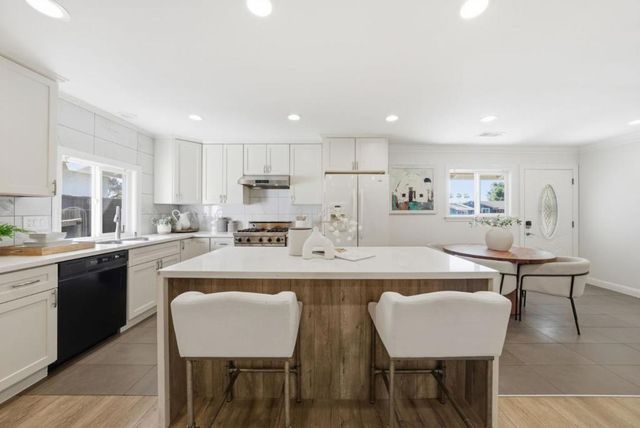 591 Marylinn Drive, Milpitas, CA 95035