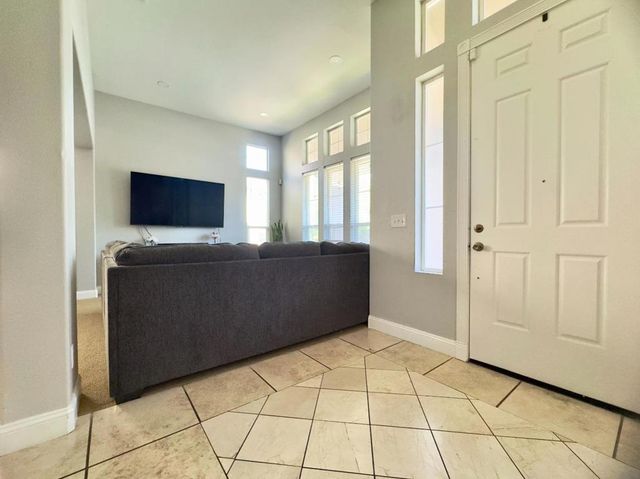 9562 E Park Drive, Elk Grove, CA 95624