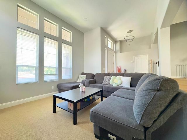 9562 E Park Drive, Elk Grove, CA 95624