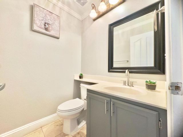 9562 E Park Drive, Elk Grove, CA 95624