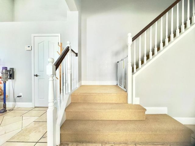 9562 E Park Drive, Elk Grove, CA 95624