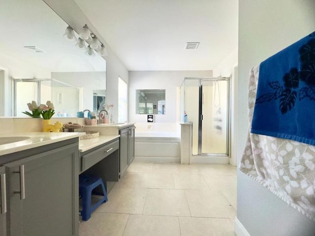 9562 E Park Drive, Elk Grove, CA 95624