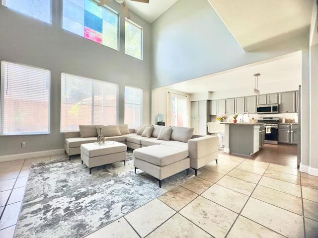 9562 E Park Drive, Elk Grove, CA 95624