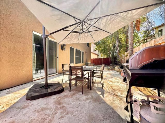 9562 E Park Drive, Elk Grove, CA 95624