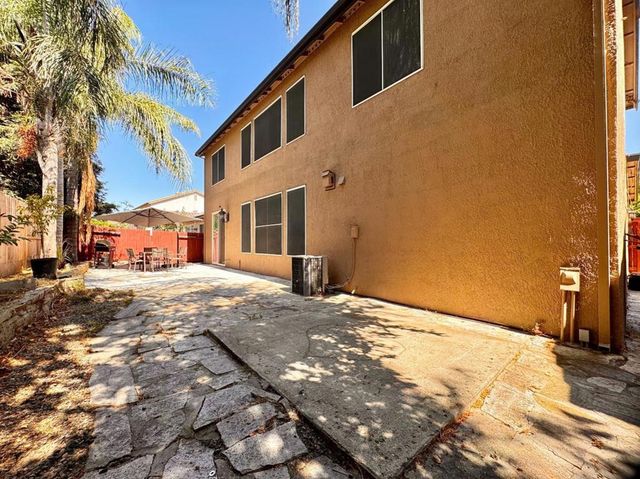 9562 E Park Drive, Elk Grove, CA 95624