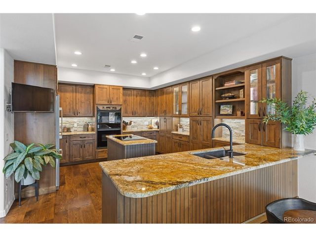 6798 Berry Bush Ln, Evergreen, CO 80439